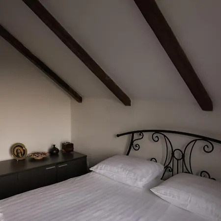 Lio & Restaurant Devojacki Bunar * Vladimirovac